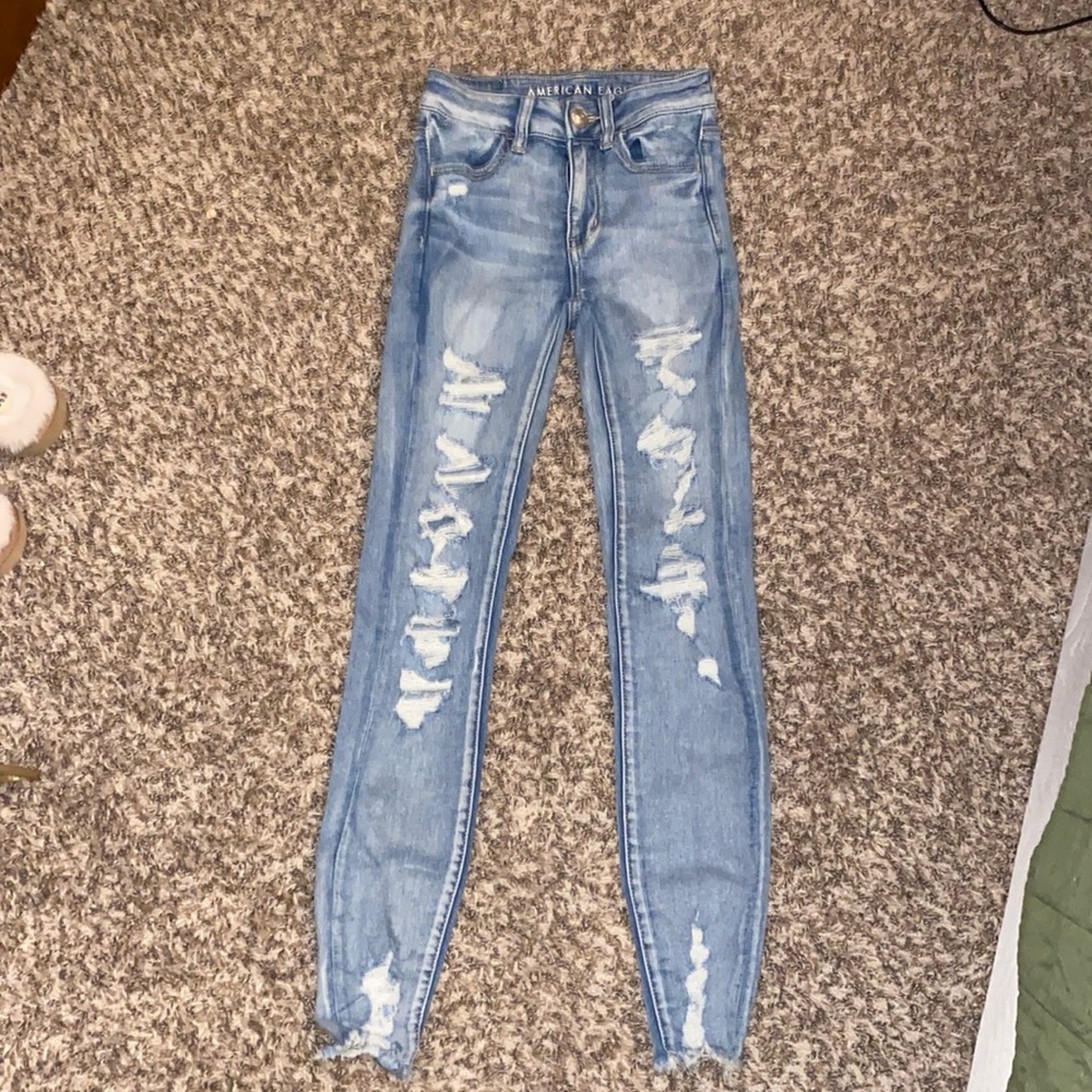 Distressed American Eagle Hi-Rise Jegging, 00 Regular